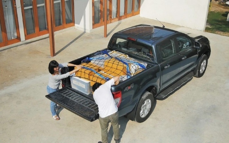 Khi quy định này được ban hành, các hãng xe là đối tượng chịu tác động rõ rệt, nhiều hãng đang phải "loay hoay xoay xở" nhanh để thích nghi với quy định tại Việt Nam trên cuộc đua "hạ tải" để cứu doanh số.