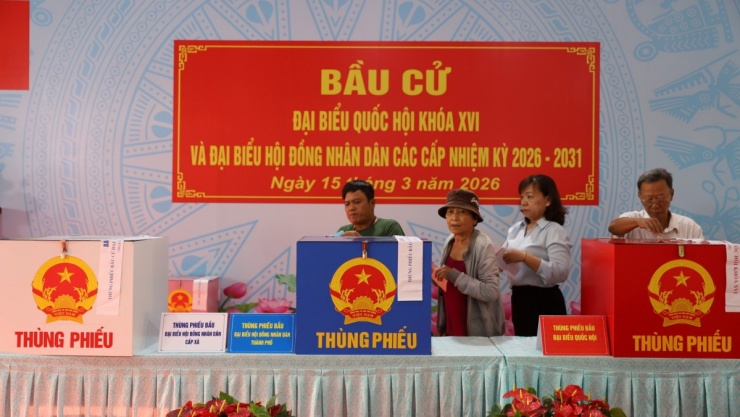 Tỷ lệ bỏ phiếu tại TP.HCM đạt 99%