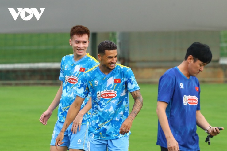 Tuyến giữa ĐT Việt Nam với những tiền vệ tấn công đẳng cấp nhưng Hoàng Hên và Hoàng Đức được đánh giá rất cao.