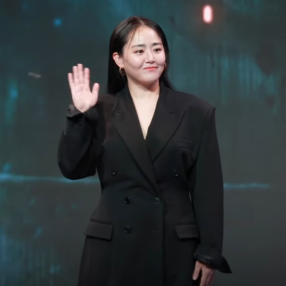 Moon Geun Young tại một sự kiện năm 2025.