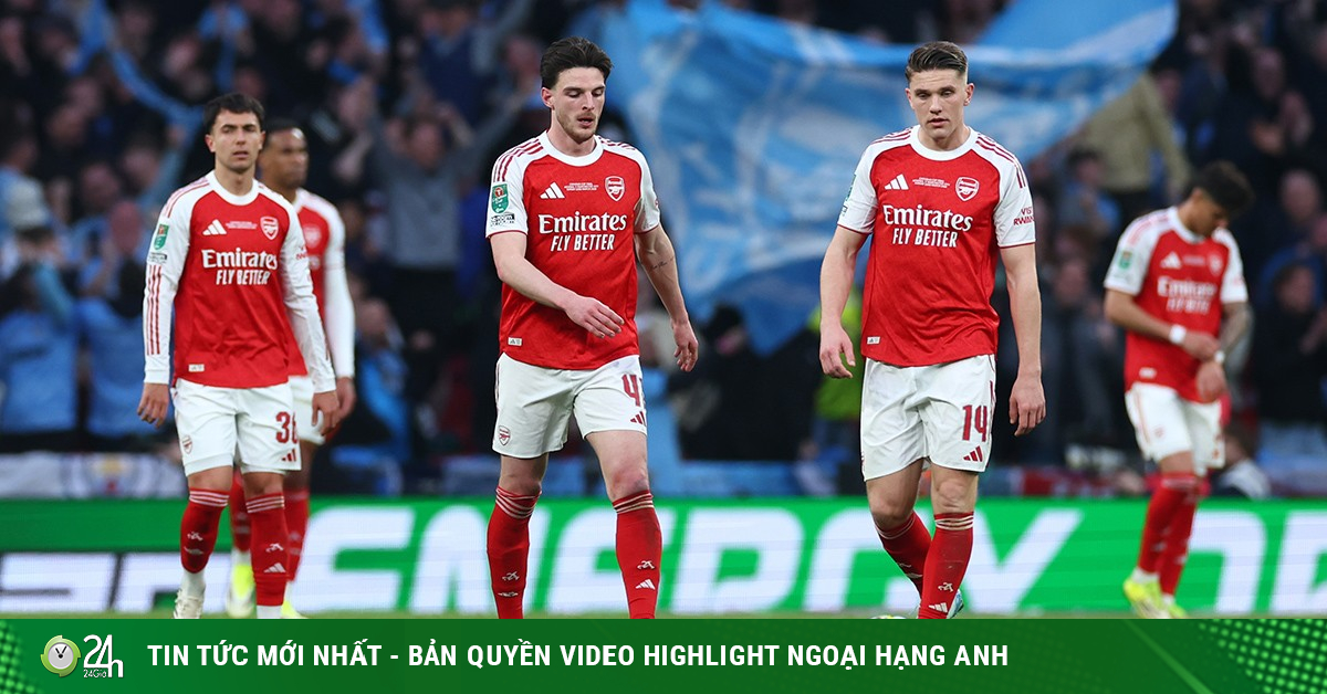 Arsenal tan mộng "ăn 4": Sự hèn nhát phải trả giá, cái tát cảnh tỉnh