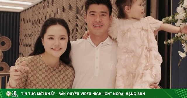 Vợ Duy Mạnh diện set đồ gần 3 tỷ đồng đi ăn cưới