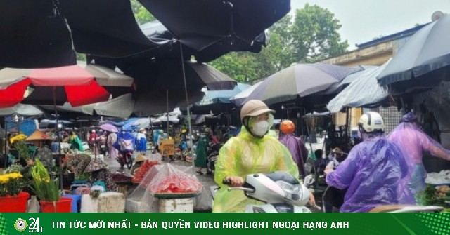 15 chợ tại Hà Nội có quy mô tới 200 hộ kinh doanh buộc giải tỏa trước ngày 30/6/2027