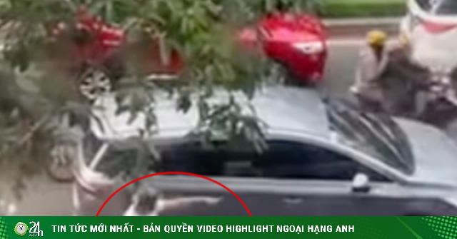 Khởi tố 2 người rượt đuổi, hành hung tài xế ô tô ở TP.HCM