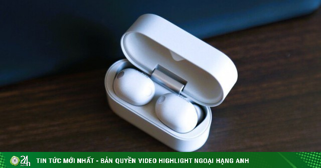 Tai nghe không dây chống ồn chủ động tích hợp tới 8 micro và pin 24 giờ