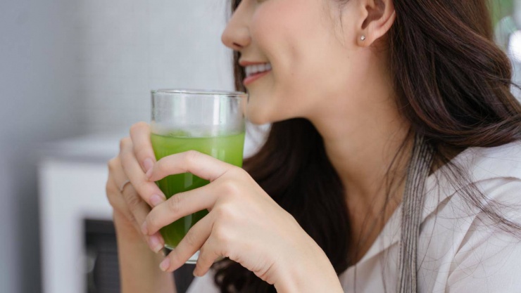 Uống nước lá mơ nên lựa chọn thời gian với liều lượng phù hợp để có tác dụng tốt nhất.