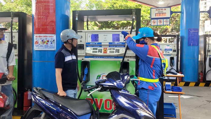 Cấp bách tiết kiệm năng lượng: Xăng sinh học đã sẵn sàng