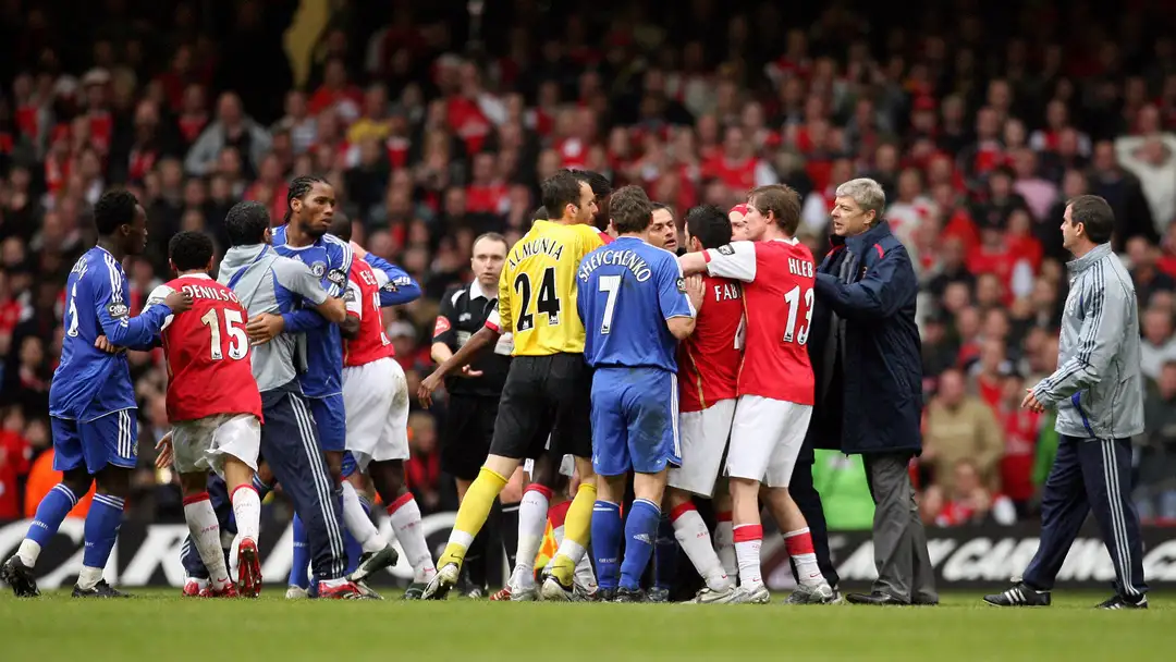 Arsenal thua Chelsea chung kết League Cup năm 2007