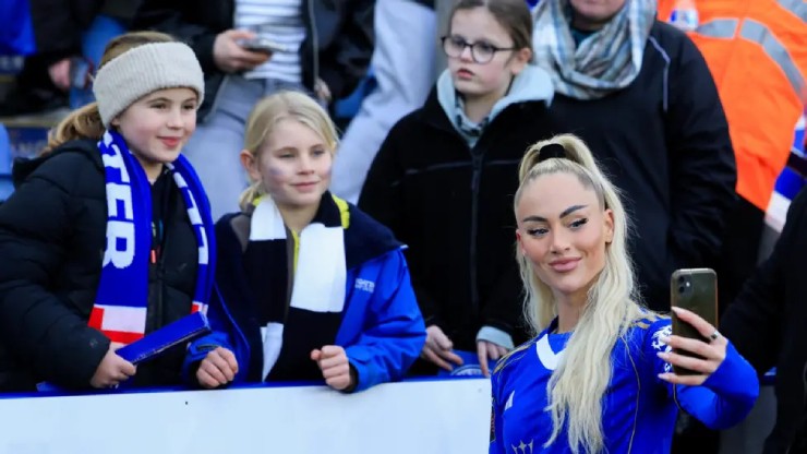 Alisha Lehmann tập trung vào mục tiêu giúp CLB Leicester trụ hạng
