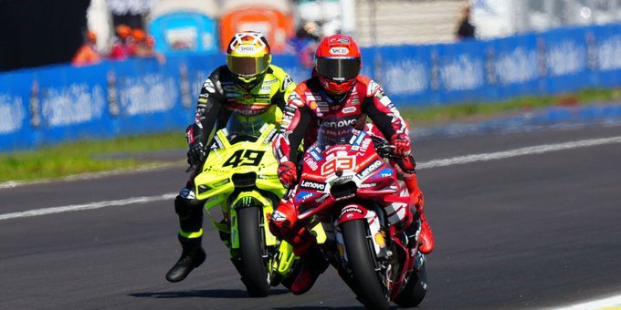 Diggia và Marquez đã có màn “tỷ thí” ở cả 2 cuộc đua tại Brazil