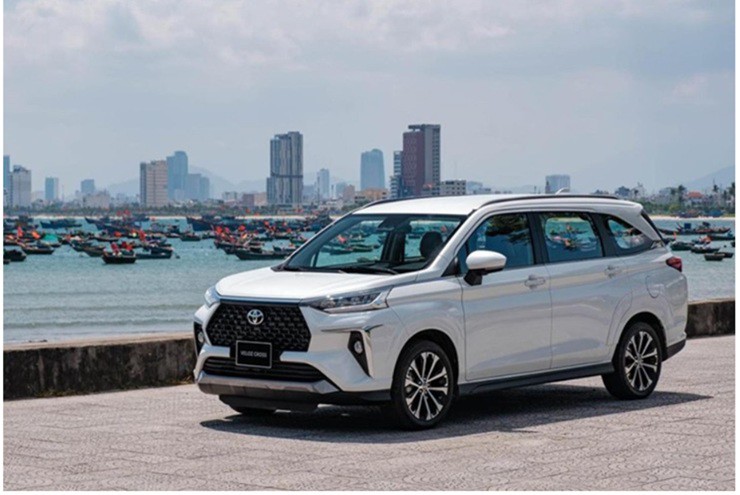 Toyota Veloz Cross chạy lướt có nên mua không? - 2