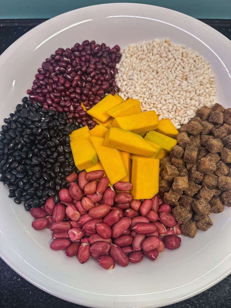bí đỏ, đậu đen, đậu đỏ, gạo nếp, lạc đỏ, đường mía