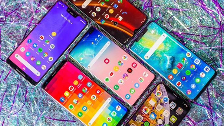 Các hãng xem smartphone cao cấp là cách định hình công nghệ tương lai.