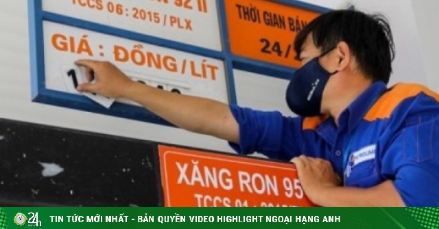 Từ 23h ngày 24/3: Giá xăng RON 95-III tăng lên 33.840 đồng/lít