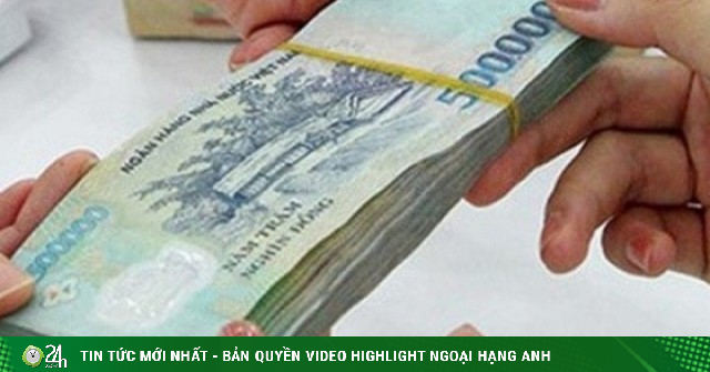 Bất ngờ lãi suất tiết kiệm kỳ hạn 12 tháng cán mốc 10%: Gửi 200 triệu đồng về tay bao nhiêu tiền lãi?