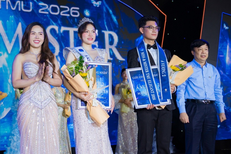 Ngắm vẻ đẹp rạng rỡ của Hoa khôi Trường Đại học Thương mại - 6