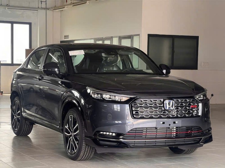 So sánh Honda HR-V với Toyota Yaris Cross, chọn xe nào hơn? - 4