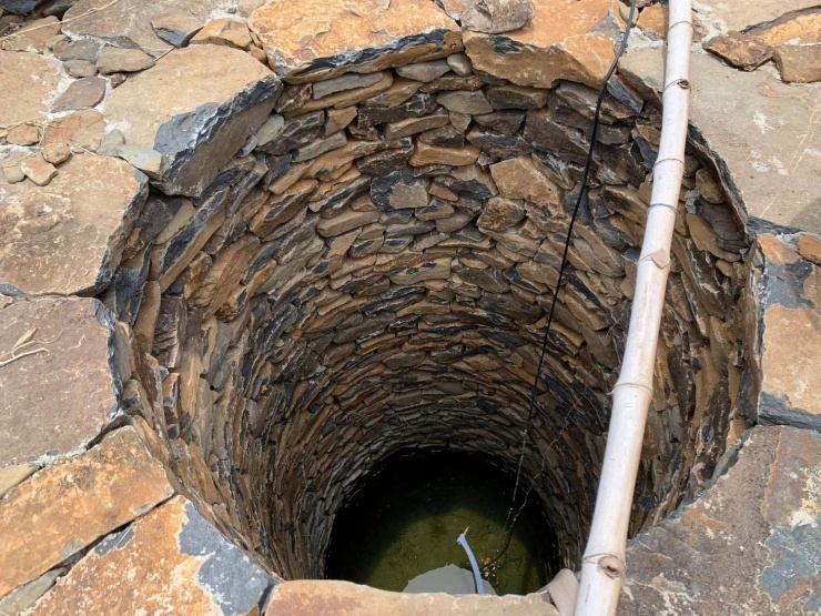 Lữ Hồ)