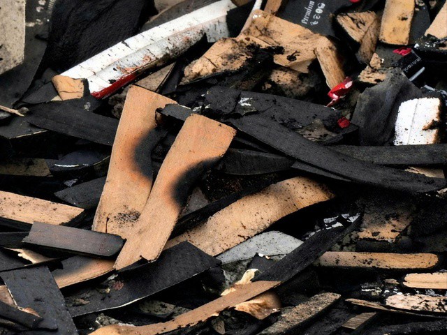 Khung cảnh hoang tàn sau vụ cháy nhà xưởng ở Thanh Liệt, Hà Nội - 10