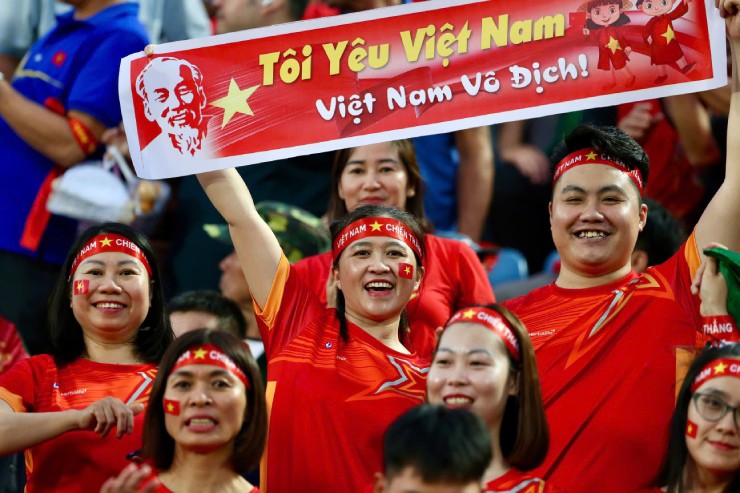 Sự cổ vũ từ cổ động viên là động lực để Xuân Son và các tuyển thủ thi đấu tốt