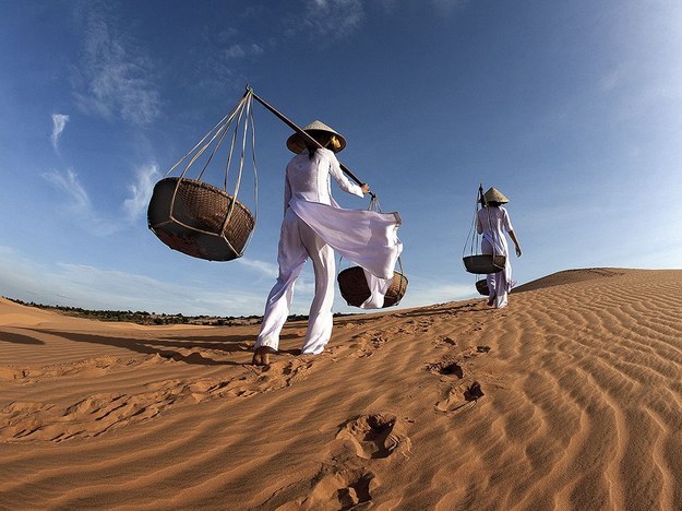 Mũi Né đầy nắng và cát. Ảnh Ng Yeow Kee /nationalgeographic.com