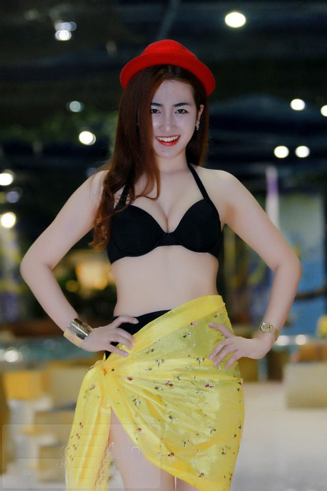 DJ Trang Moon là &#34;linh hồn&#34; trong sự kiện Pool Party được tổ chức tại Hà Nội tối 15/5 vừa qua