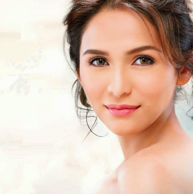 Cận cảnh khuôn mặt xinh đẹp của&nbsp;Jennylyn Mercado