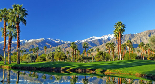 Thành phố Palm Springs ở Mỹ là nơi sinh sống của nhiều ngôi sao Hollywood. Tới đây, du khách có thể lựa chọn ở tại nhiều khu nghỉ dưỡng sang trọng và tiện nghi.