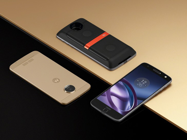 Lenovo vừa chính thức trình làng mẫu điện thoại thông minh Moto Z tại sự kiện mới đây của công ty.