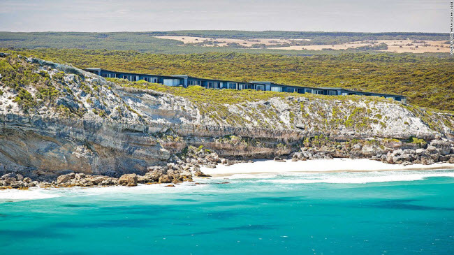 Southern Ocean Lodge, Australia: Khu nghỉ dưởng này bao gồm các biệt thự liền kề được xây dựng trên vách núi dựng đứng ngay sát bờ biển trên đảo Kangaroo.