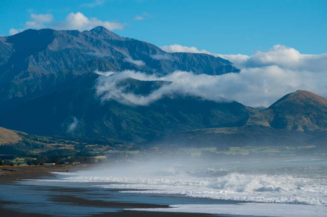 New Zealand: “Tôi chưa bao giờ cảm thấy mình không được chào đón khi tới đất nước này. Tôi đã gặp một số phụ nữ trẻ một mình du lịch khám phá khắp đất nước New Zealand và họ thường ngủ tại nhà dân để tiết kiệm chi phí”, Rachelanneh viết.