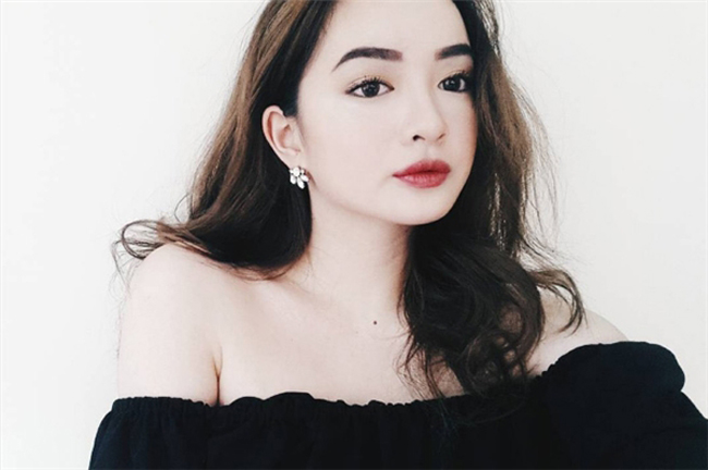 Katie cũng thường xuyên tham gia các sự kiện của showbiz Việt trong thời gian qua.