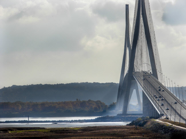 Cầu Pont de Normandie, Pháp.