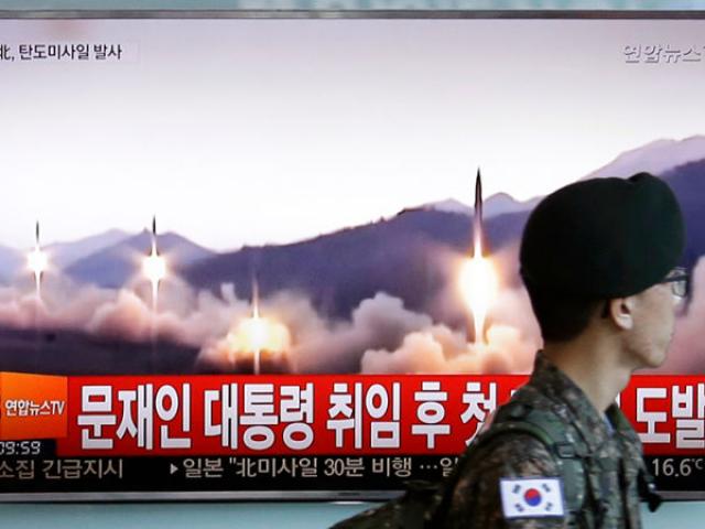 Triều Tiên tuyên bố tên lửa vừa bắn mang được hạt nhân