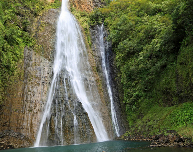 Thác Manawaiopuna trên đảo Kauai, Hawaii.