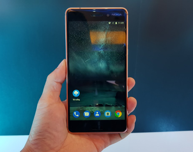 Nokia 6 được trang bị màn hình IPS LCD kích thước 5,5 inch, độ phân giải Full HD &#40;1080 x 1920 pixel&#41;, mật độ điểm ảnh 403 ppi. Có phủ kính cường lực Gorilla Glass 3.