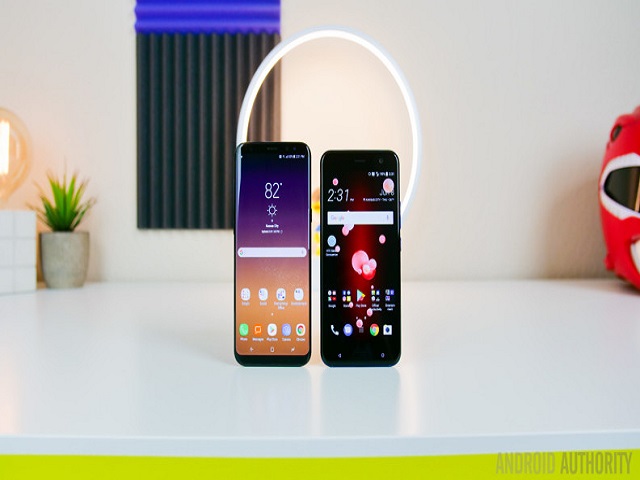 So sánh HTC U11 với Galaxy S8: ”Hậu sinh ... chưa khả úy”