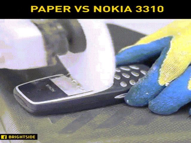 Xem cưa giấy cho ”huyền thoại” Nokia 3310 ”ăn hành”