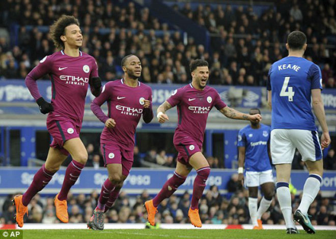 Man City hẹn “làm gỏi” MU: Vô địch sớm, hoàn hảo nhất lịch sử - 1