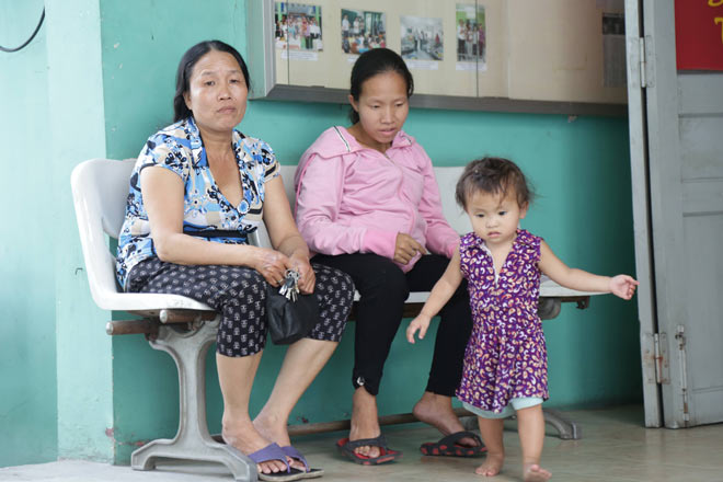 Mẹ bầu rong ruổi khắp Sài Gòn tìm con gái mất tích và phép màu xuất hiện - 1