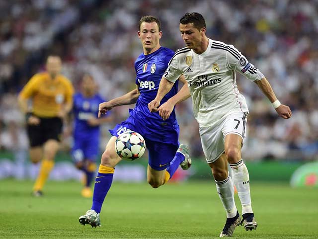 Họp báo Juventus - Real: ”Lộ” đội hình Real, ”Bà đầm” quyết ngăn chặn Ronaldo