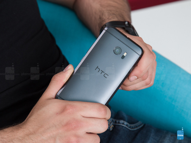 Nhìn lại cuộc cách mạng thiết kế smartphone của HTC