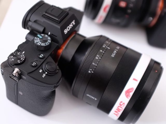 Sony công bố máy ảnh A7 III với số điểm lấy nét ”khủng”, nháy ”siêu tốc”