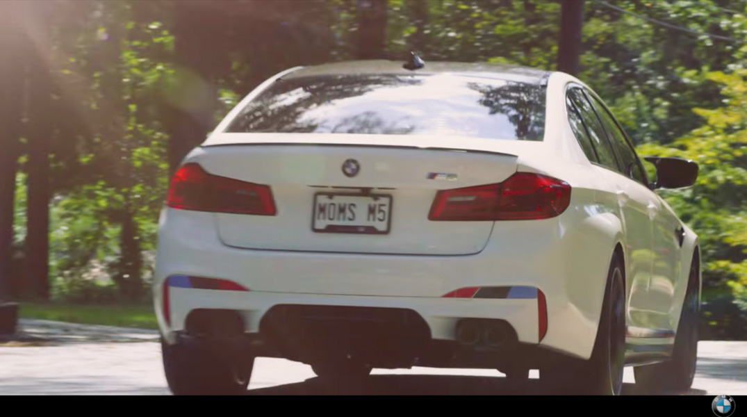 Phấn kích trước những pha tăng tốc và drift của BMW M5 2018 - 1