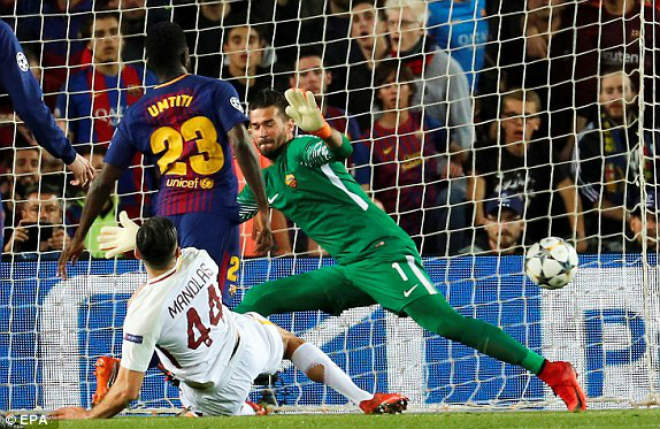 Barcelona - Roma: 2 bàn phản lưới, ngôi sao kết liễu - 2