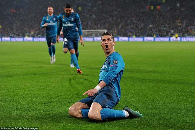 Lượt đi tứ kết Cúp C1: Những kết quả gây sốc, Ronaldo - Salah lu mờ Messi - 3