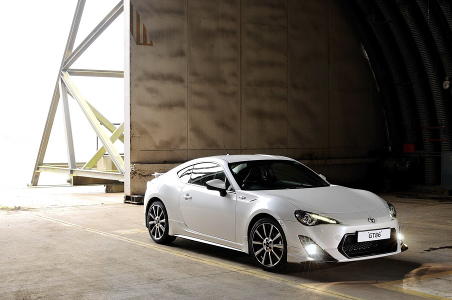 Toyota 86 và Subaru BRZ sắp có phiên bản mới vào năm 2021 - 2