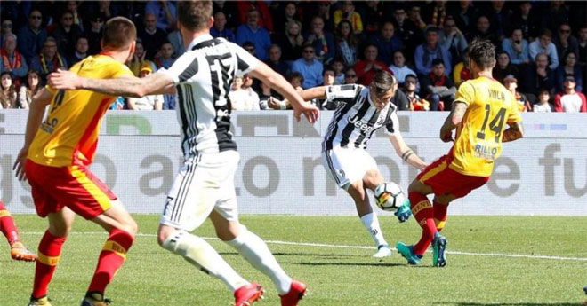 Benevento - Juventus: 2 siêu phẩm kèo trái và 2 phạt đền - 1