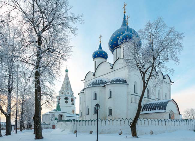 18. Suzdal, Nga

Dân số: 10.500

Thành phố nhỏ nhất ở Moscow nhưng lại là điểm đến sáng chói nhất. Đáng chú ý nhất phải kể đến tu viện Saint Euthymius, nhà thờ Transfiguration.