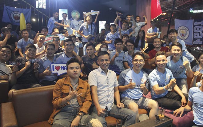 MU gây sốc Man City: “50 sắc thái” của fan Việt - 1